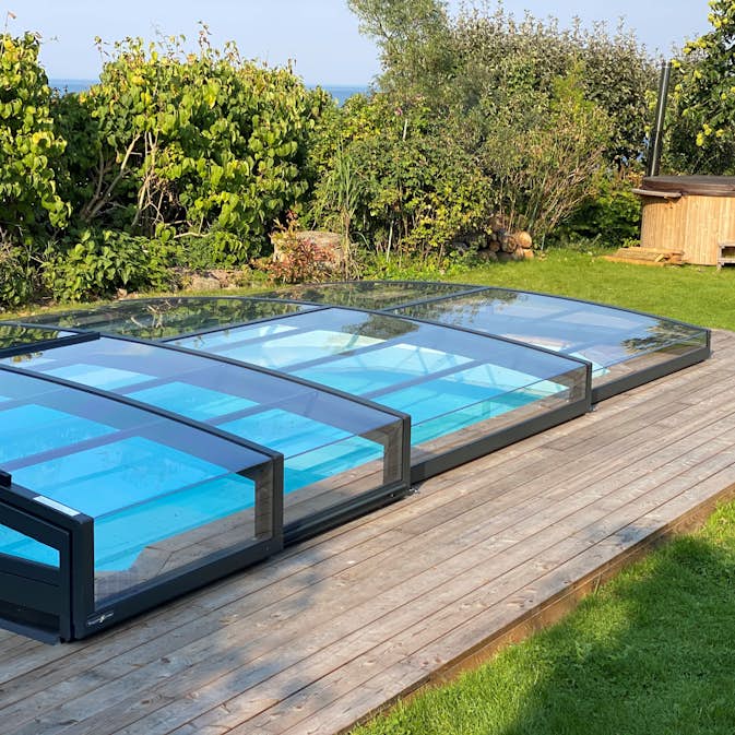 Gullberg & Jansson Leia 3x6 med sarg 3 sektioner Pooltak