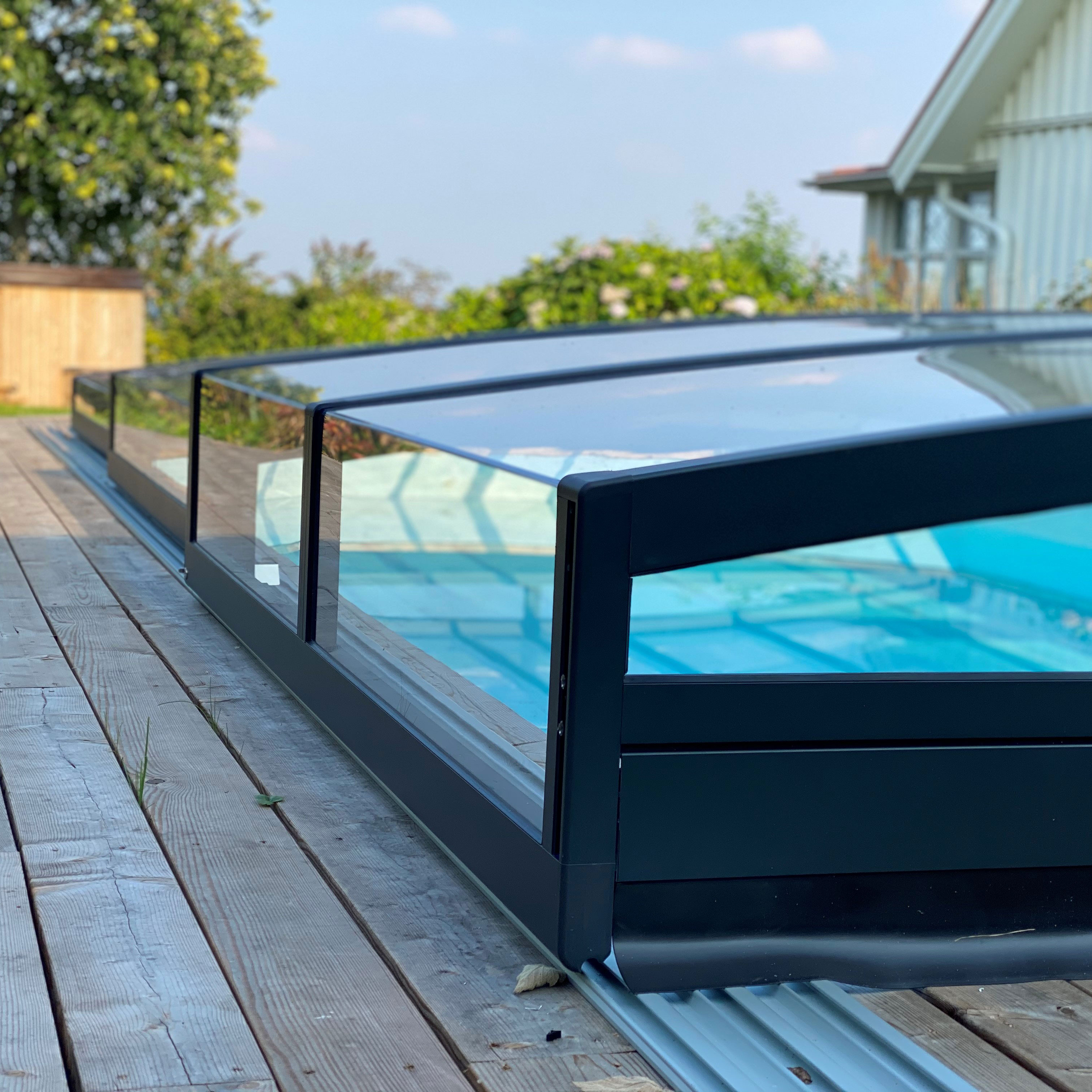 Gullberg & Jansson Leia 3x6 med sarg 3 sektioner Pooltak