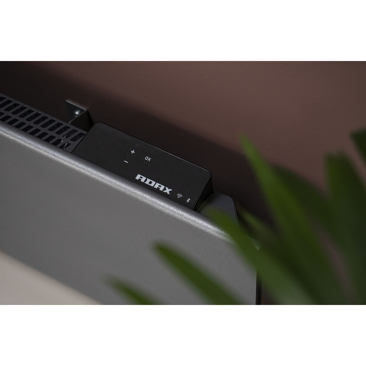 Elelement Adax Neo H KWT Wifi Svart Väggmonterad Elradiator